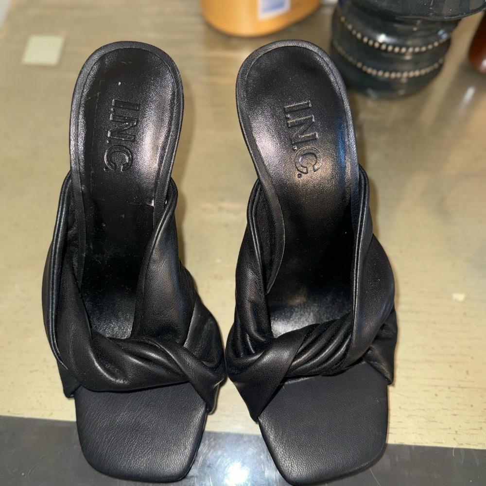INC International Concepts Women's Black Knotted Mules